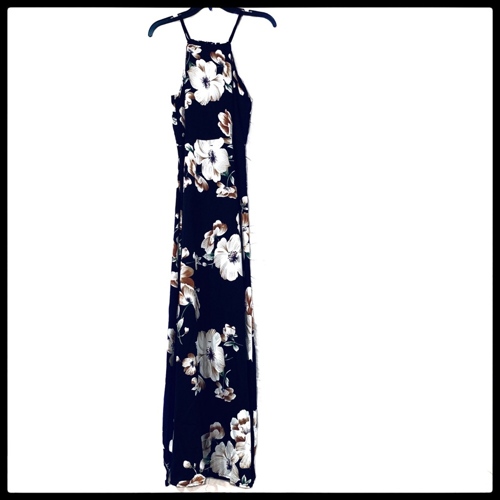 Halter Neck Maxi Dress